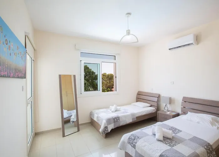 度假居 Shaye Front Line 普罗塔拉斯