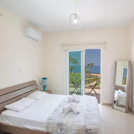Holiday home Shaye Front Line *