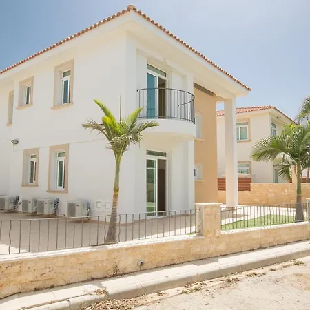 Shaye Front Line Holiday home Protaras