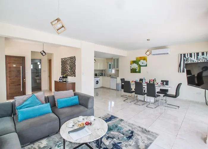 Casa de Férias Shaye Front Line Protaras