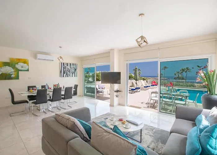 Casa de Férias Shaye Front Line Protaras